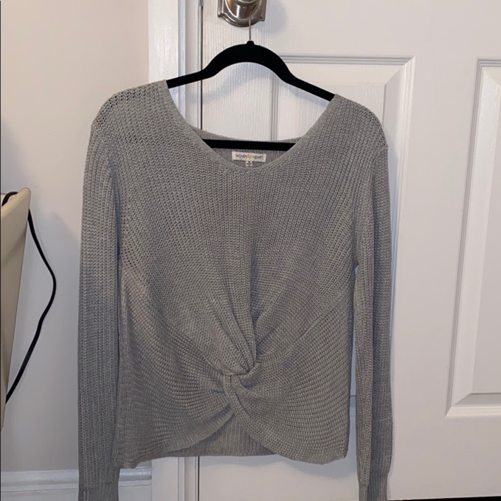 Gray sweater with knot